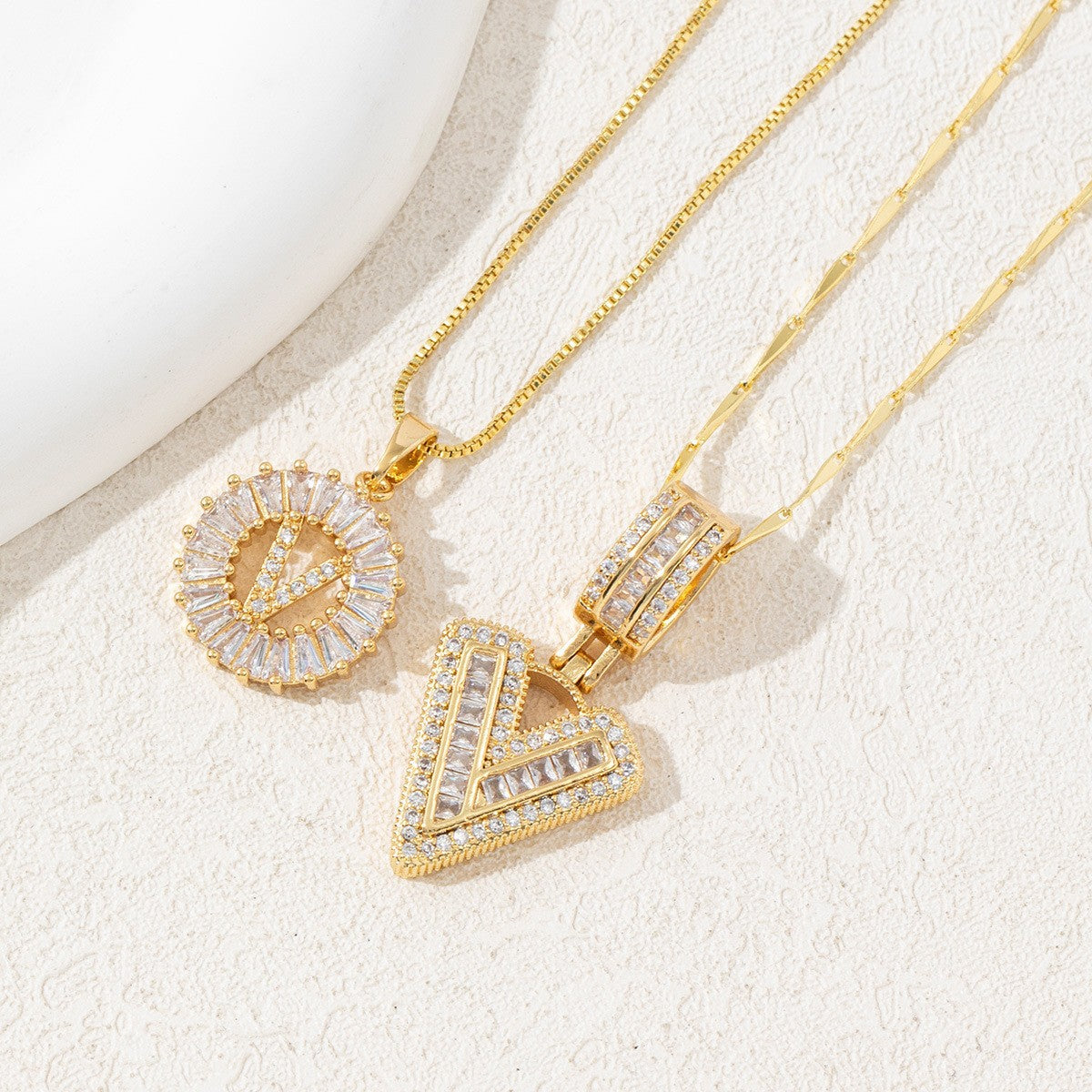Rock Sugar Full of Diamonds 26 English Letter Necklace